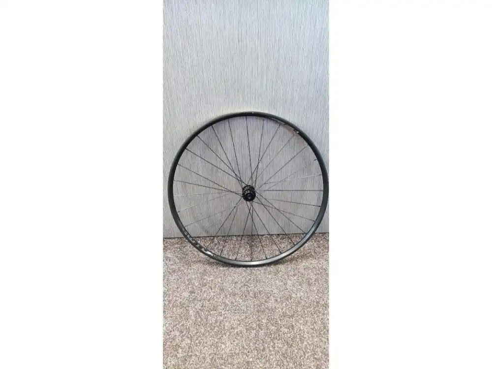 Expresní Doručení Zapletené kolo přední WTB ST i23 Shimano