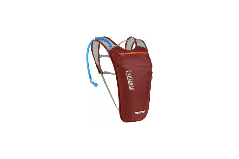 Pouze Dnes BatohCamelbak Rogue 2.5/2.5l light fired brick/koi