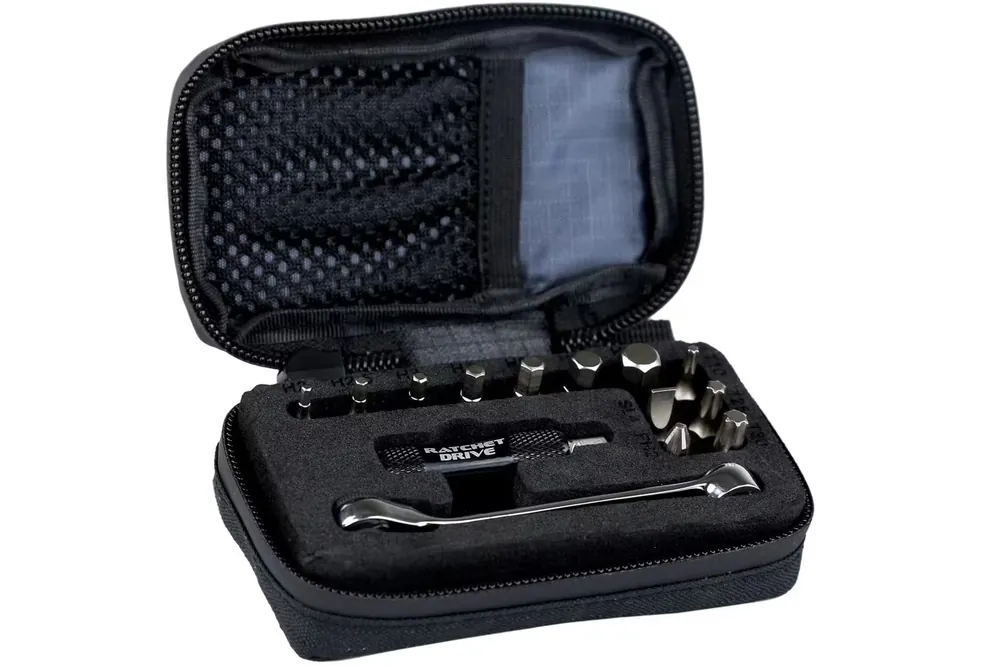 Jen Po Omezenou Doba Sada nářadíLezyne Ratchet Kit black/nikl