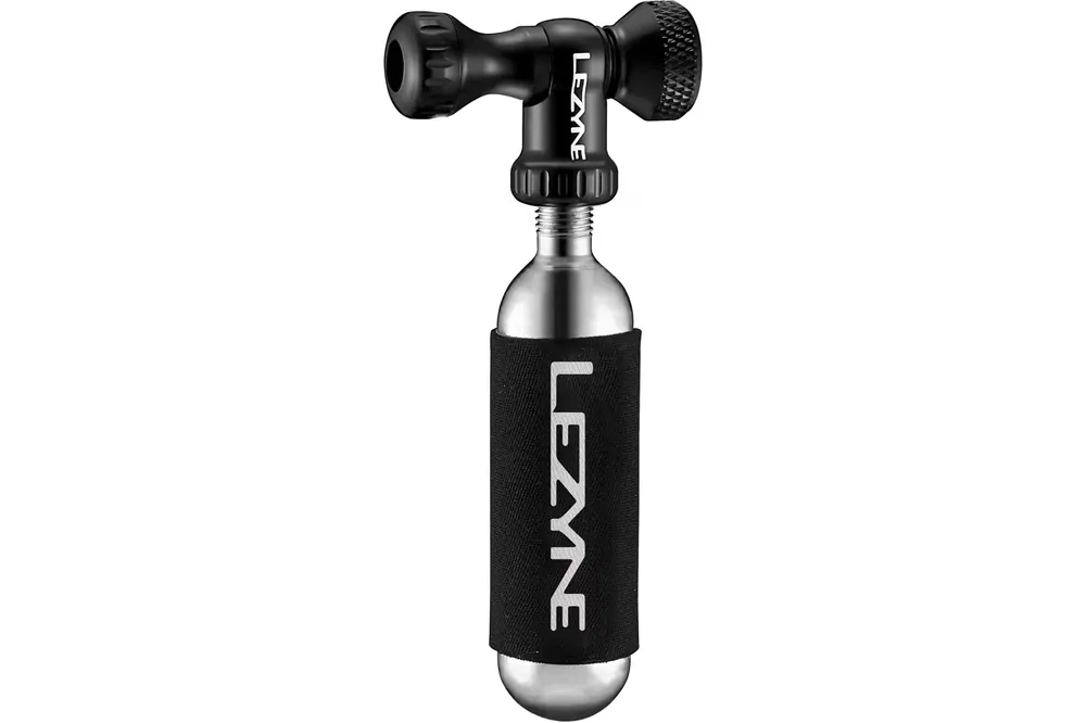 PumpičkaLezyne Control Drive CO2 + bombička 16g black Poslední Šance
