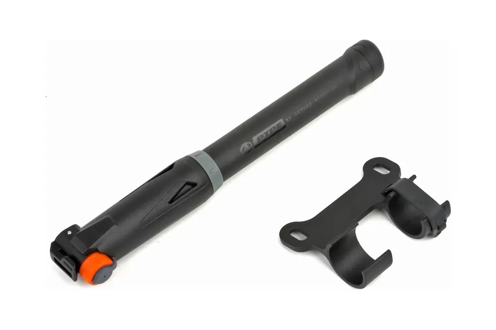 PumpaAuthor AAP Pipe X7 Composite black Akce