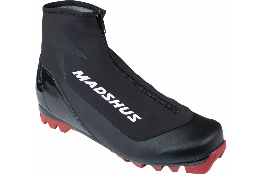 Výprodej ObuvMadshus Endurance Classic N220400301 black/red 2023/24