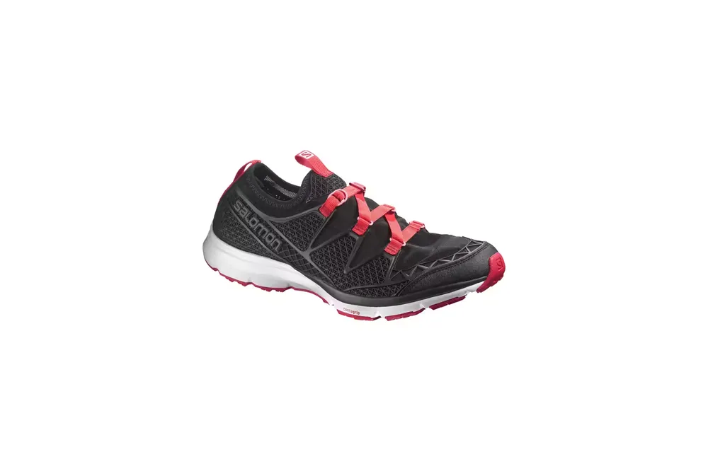 ObuvSalomon Crossamphibian 379678 black/black/lotus pink 4.5 Dokud Zásoby Vydrží