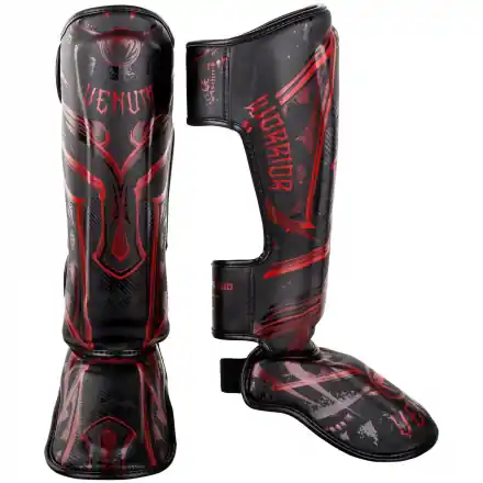Chrániče holení a nártu VENUM Gladiator 3.0 černé/červené Zlevněný
