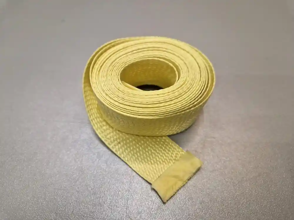 Cenově Výhodný Kevlar, Aramidová páska diagonální 30mm, délka 3m