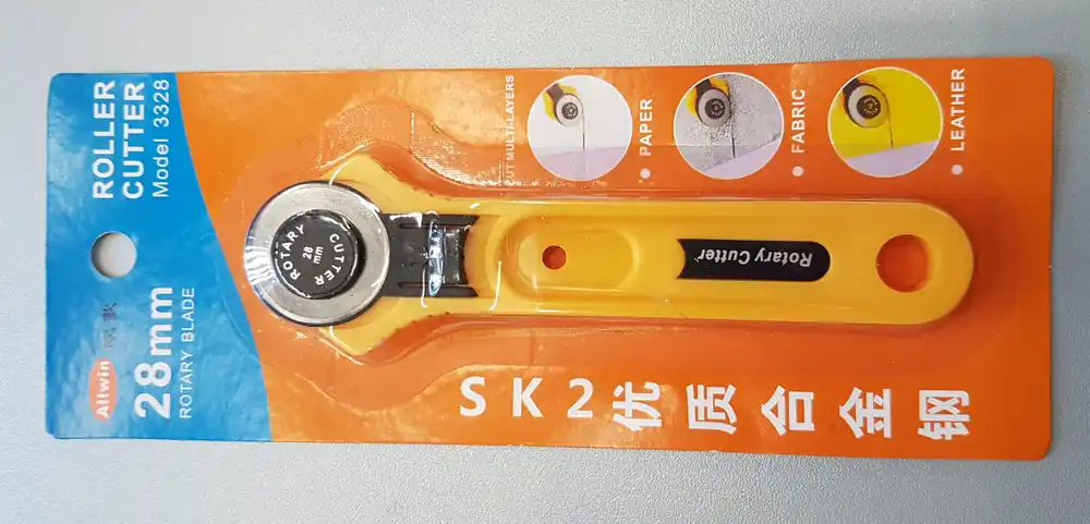 Objednat Nyní Řezač Allwin Rotary Cutter 28 mm